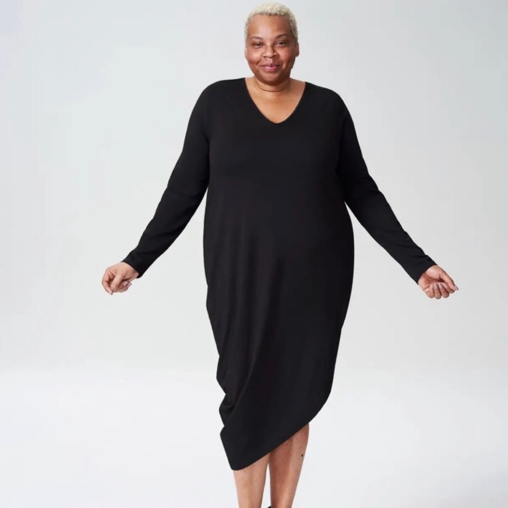 Universal Standard Long Sleeve Geneva dress in Beet Red, new with tags!
